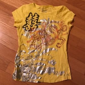 Cache yellow dragon tshirt