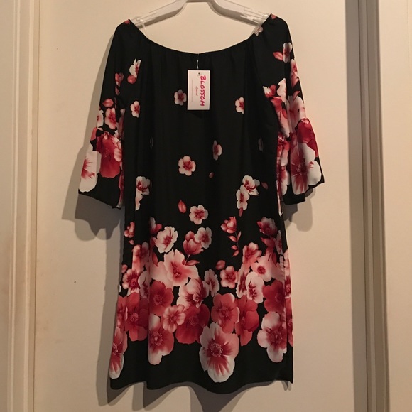 CLEAR OUT SALE🎉Floral Print Off Shoulder Dress