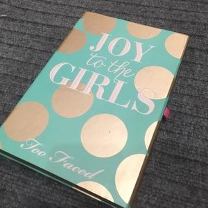 DISCONTINUED Too Faced Joy to the Girls Palette
