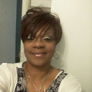 Meet your Posher, Regina