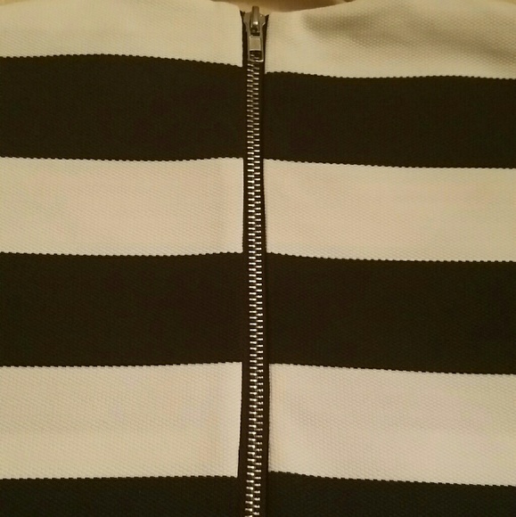 Shift w/Necklace Built In - Picture 2 of 7