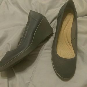 Crocs navy blue wedges