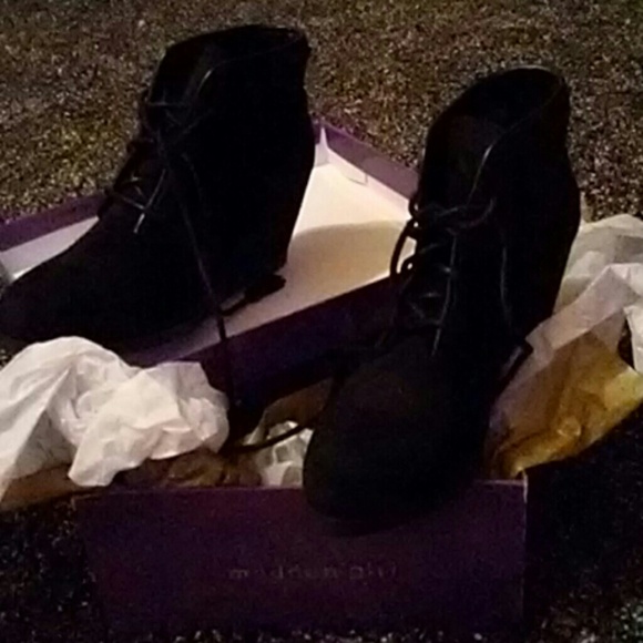 Wedge booties
