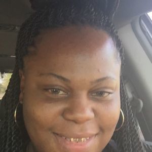 Meet your Posher, Renada