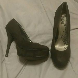 Black suede stilleto high heals