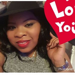 Meet your Posher, Latoya