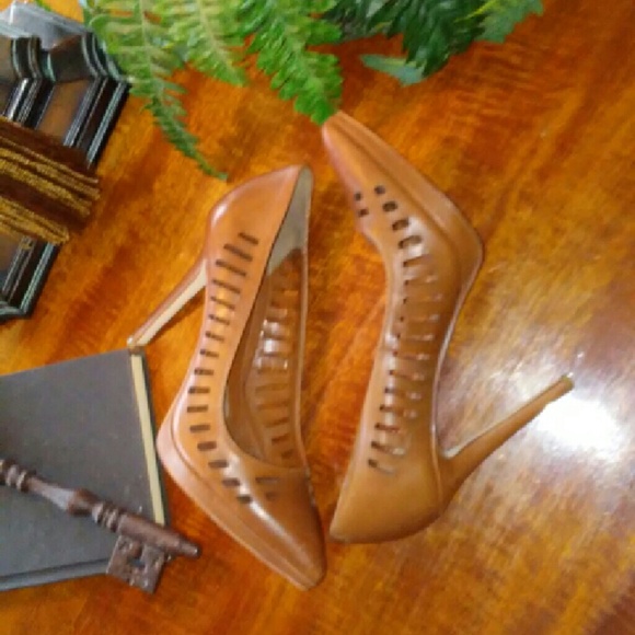 BCBGeneration BROWN HEELS - Picture 4 of 4