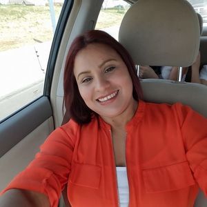 Meet your Posher, Noemi