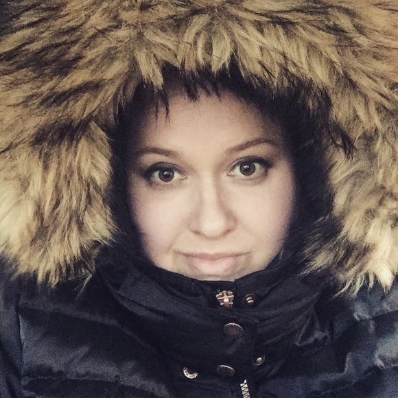 Meet your Posher, Rhea