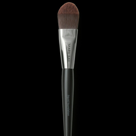 Liquid Foundation Brush