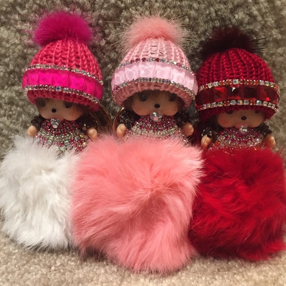 ⭐️NOW AVAILABLE ⭐️💙Monchichi Pom Keychains💙 - Picture 2 of 4