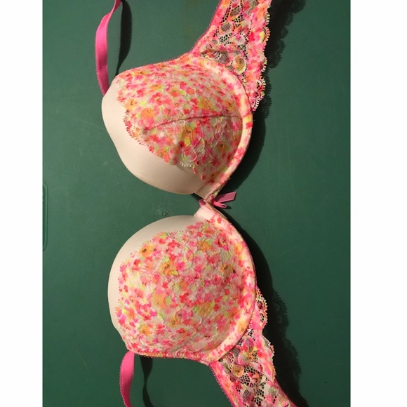 Victoria's Secret bra