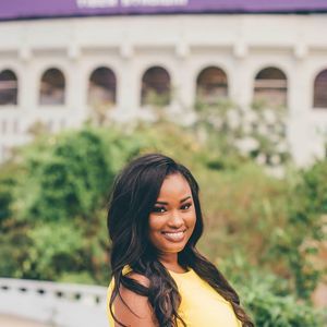 Meet your Posher, Victoria