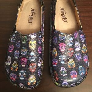 Algeria nursing shoes