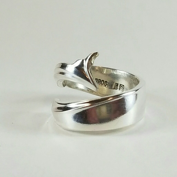 Stunning silver plated spoon ring