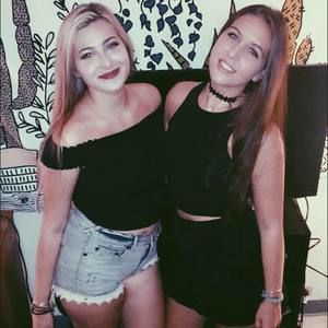 Meet your Posher, Izzy