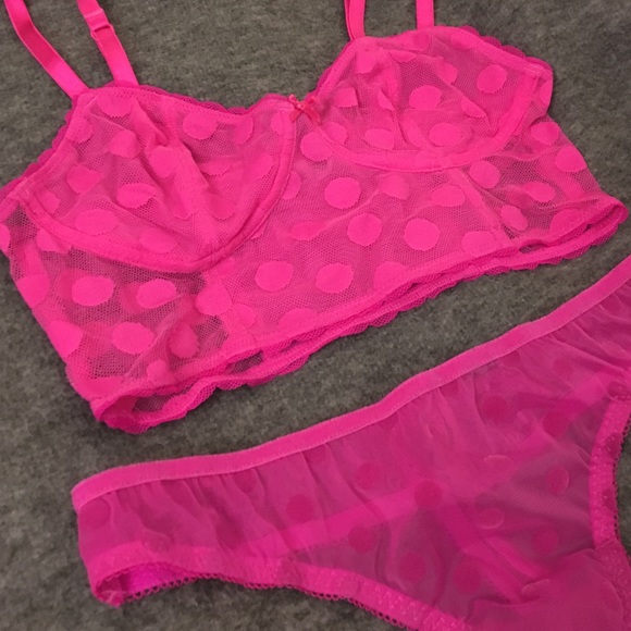 ❤️ Polkadotted Bralette and Panty ❤️