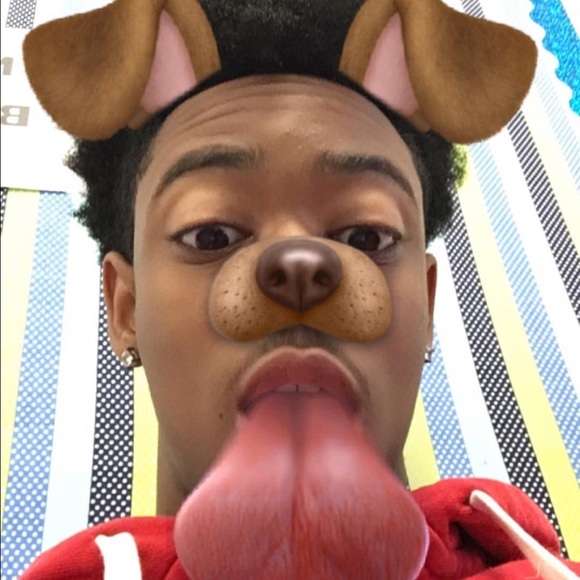 Meet your Posher, Tinos