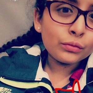 Meet your Posher, Celeste