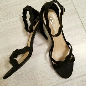 PRICE DROP! Chinese Laundry Scalloped heels 2"
