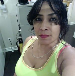 Meet your Posher, Lorraine