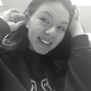 Meet your Posher, Elena