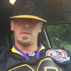 Meet your Posher, Troy