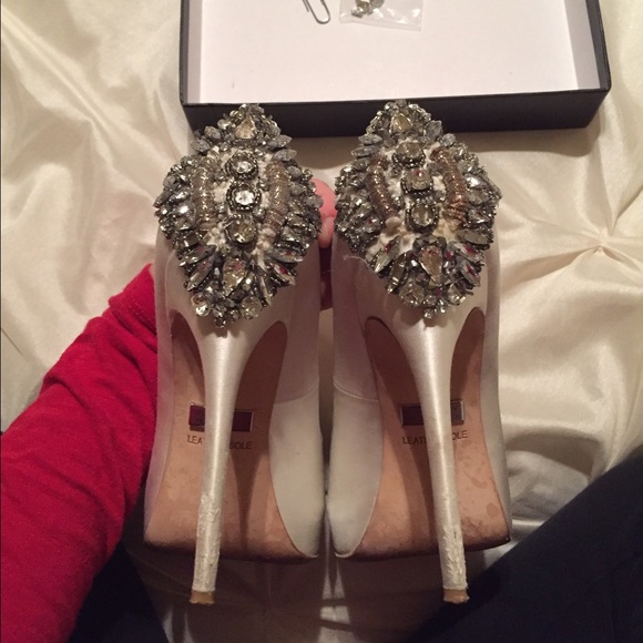 Badgley Mischka bride heels