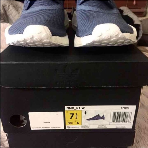 Adidas NMD R1 - Picture 2 of 3