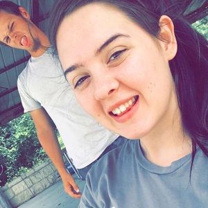 Meet your Posher, Lyndsey