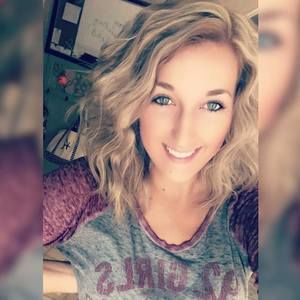 Meet your Posher, Kayla