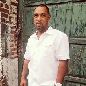 Meet your Posher, Joel