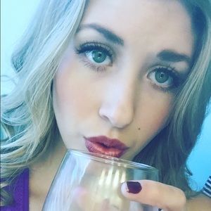 Meet your Posher, Kimberly