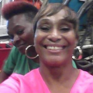 Meet your Posher, Beverly