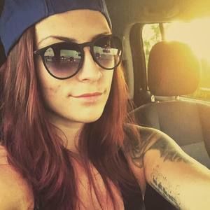 Meet your Posher, Leanna