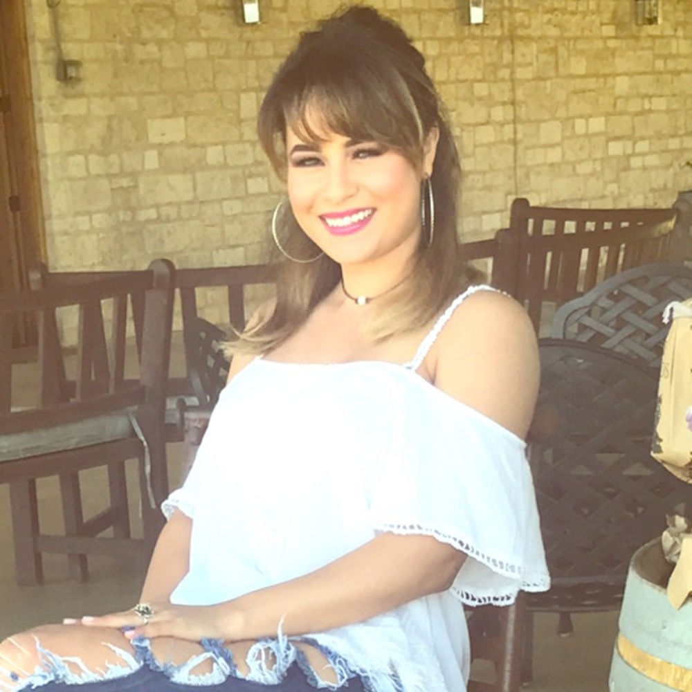 Meet your Posher, Carolina