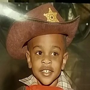 Meet your Posher, Polly