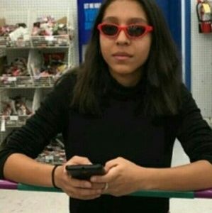 Meet your Posher, Viviana