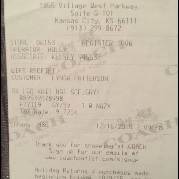 Coach hat and scarf with original box - Picture 4 of 4