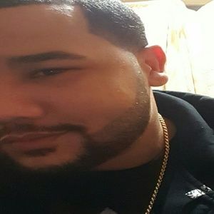 Meet your Posher, Emmanuel