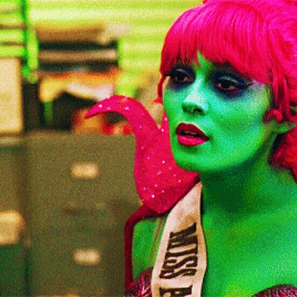 Meet your Posher, Lesley - Picture 1 of 1