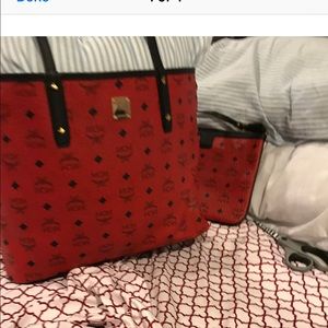 Mcm tote never worn also come with pouch