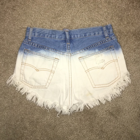 Sassy cut off shorts - Picture 2 of 2