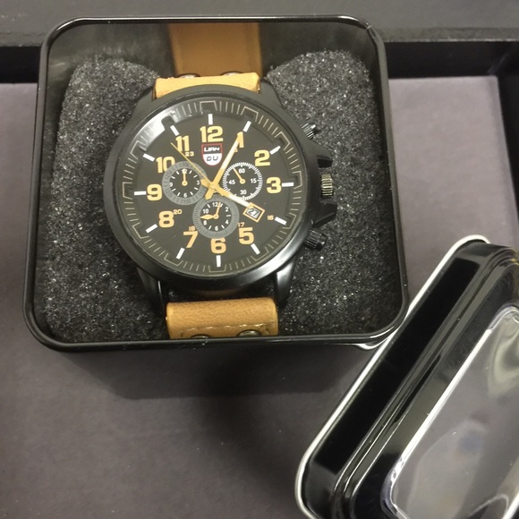New Quality Quartz watch