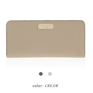Brand new Henri Bendel wallet Brand new Henri Bendel wallet