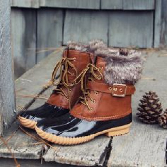 LAST ONE ☝️ ◾️Winter Tan Duck boots - Picture 3 of 7