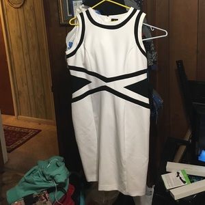 Black and white dress NEVER WORN