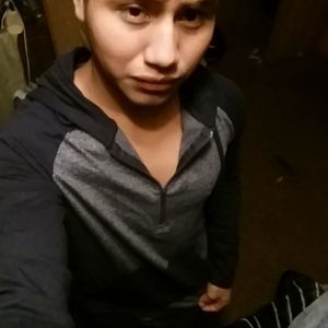 Meet your Posher, Moisés