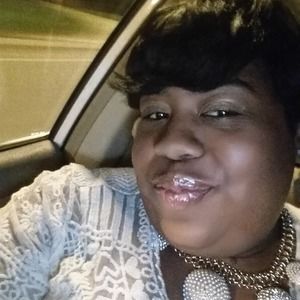 Meet your Posher, Kellie