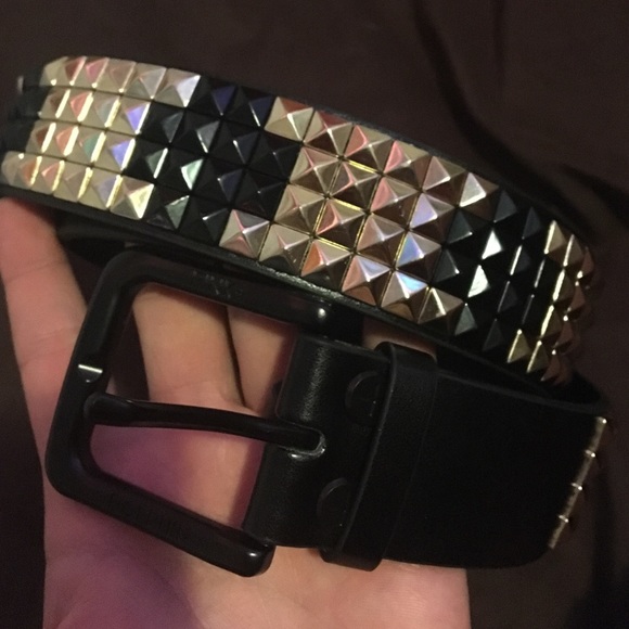 Pink+Dolphin studded belt